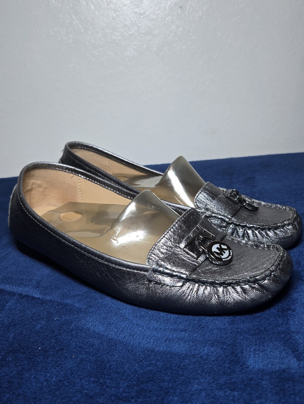 Michael Kors Leather Flats Loafers Women's Size 8M Silver Hamilton Preppy Shoes